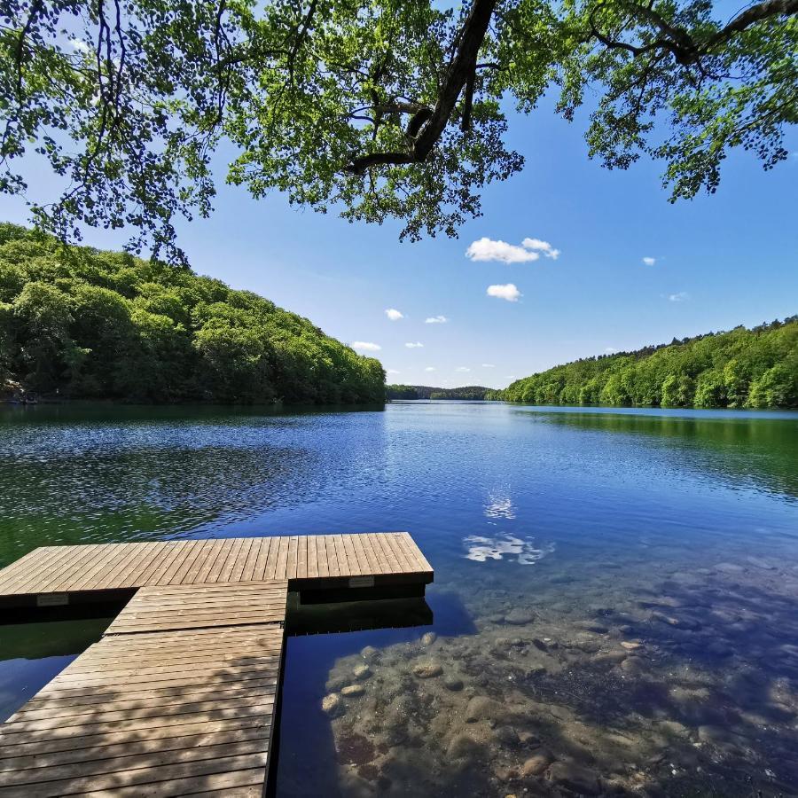Tweet Tohuus Daire Feldberger Seenlandschaft Dış mekan fotoğraf